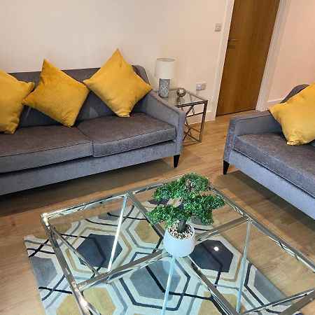 Lovely 2 Bed Apartment In Leeds Centre Exteriér fotografie